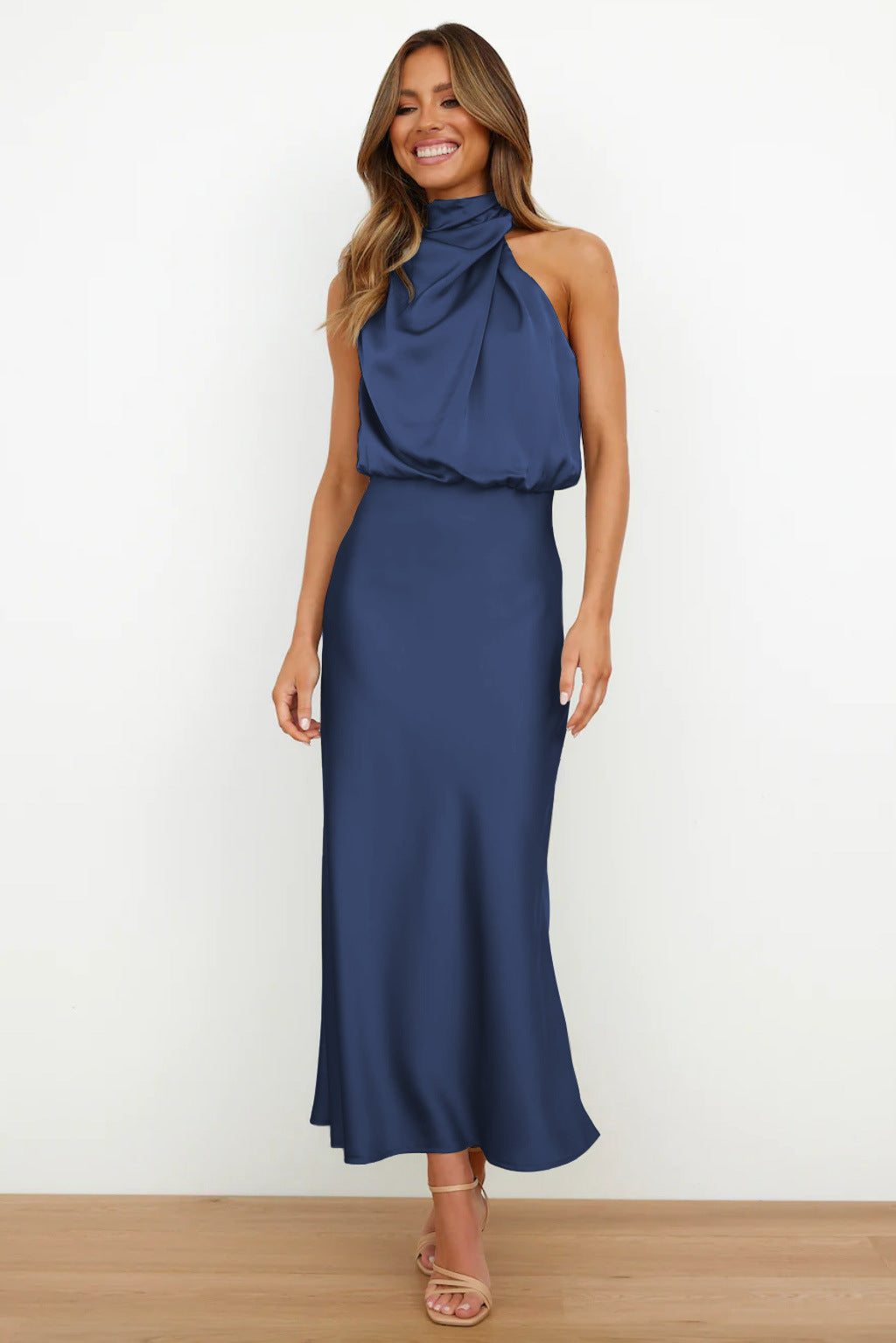 Isabella | Stylish and Alluring Long Dress