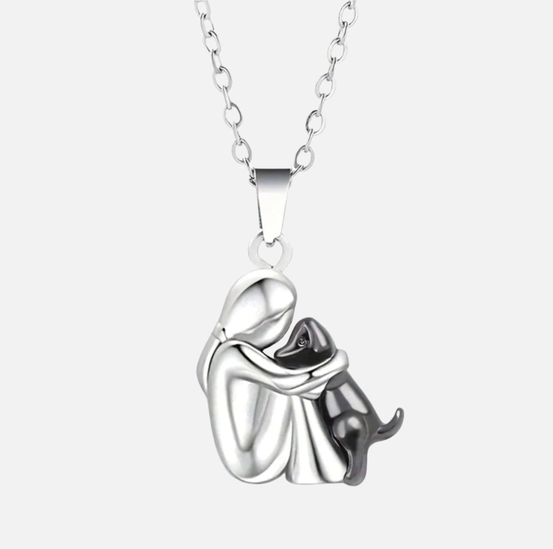 Lelin | Timeless Dog Love Pendant