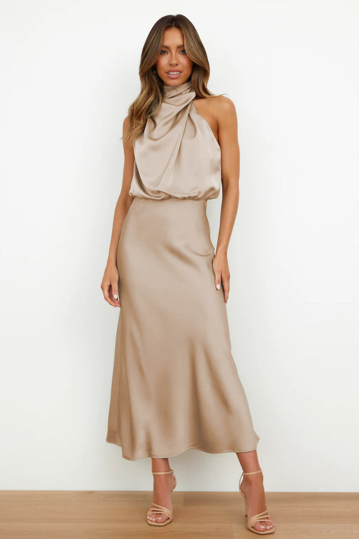 Isabella | Stylish and Alluring Long Dress