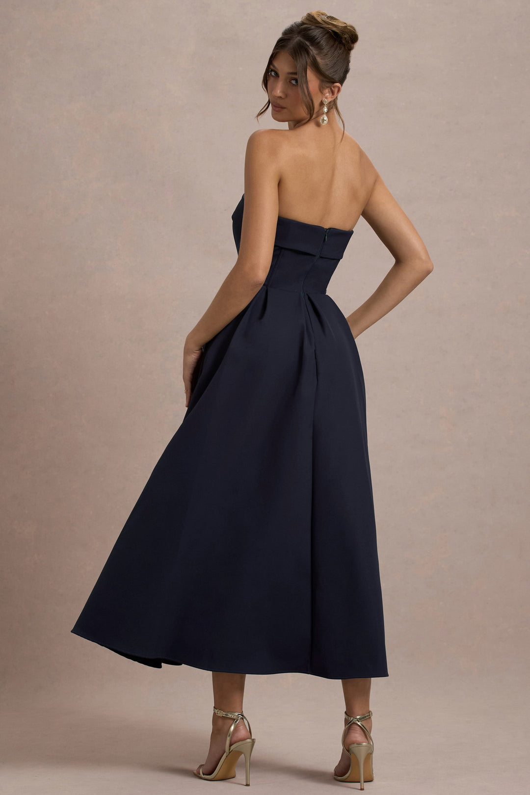 Anne | Stylish Midi Dress with Off-Shoulder Neckline