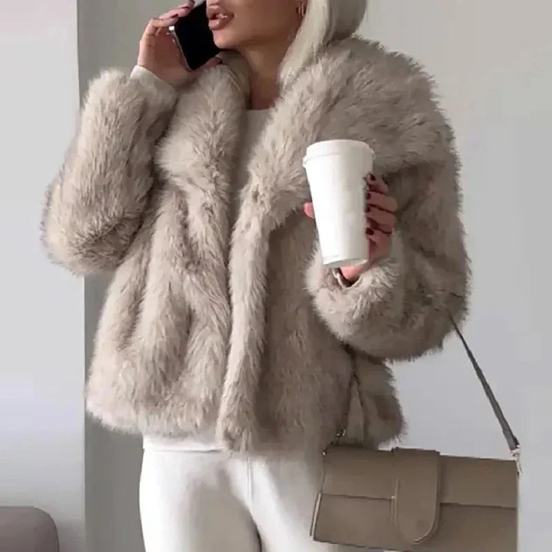 Charnotte | Women's Chic Faux Fur Winter Jacket