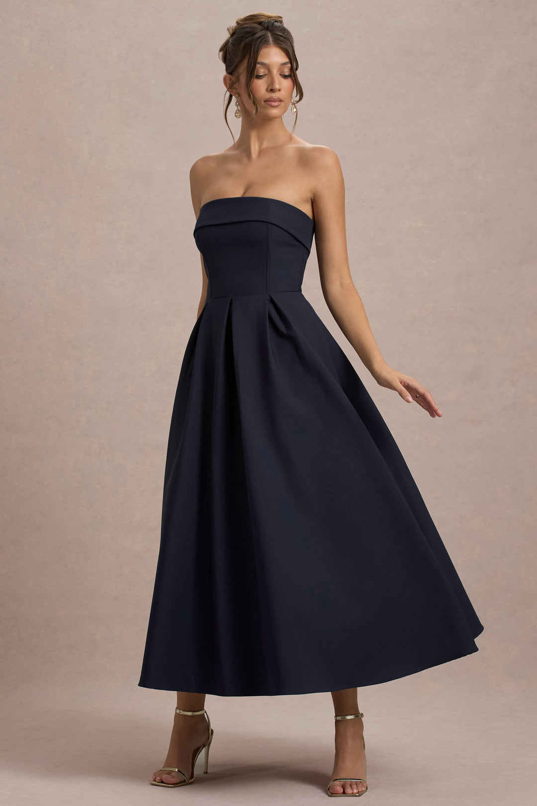 Anne | Stylish Midi Dress with Off-Shoulder Neckline